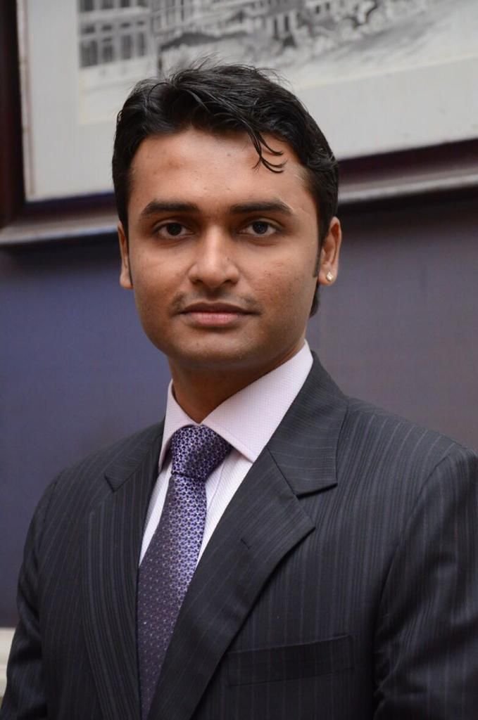 Dr. Amit Bhalotia